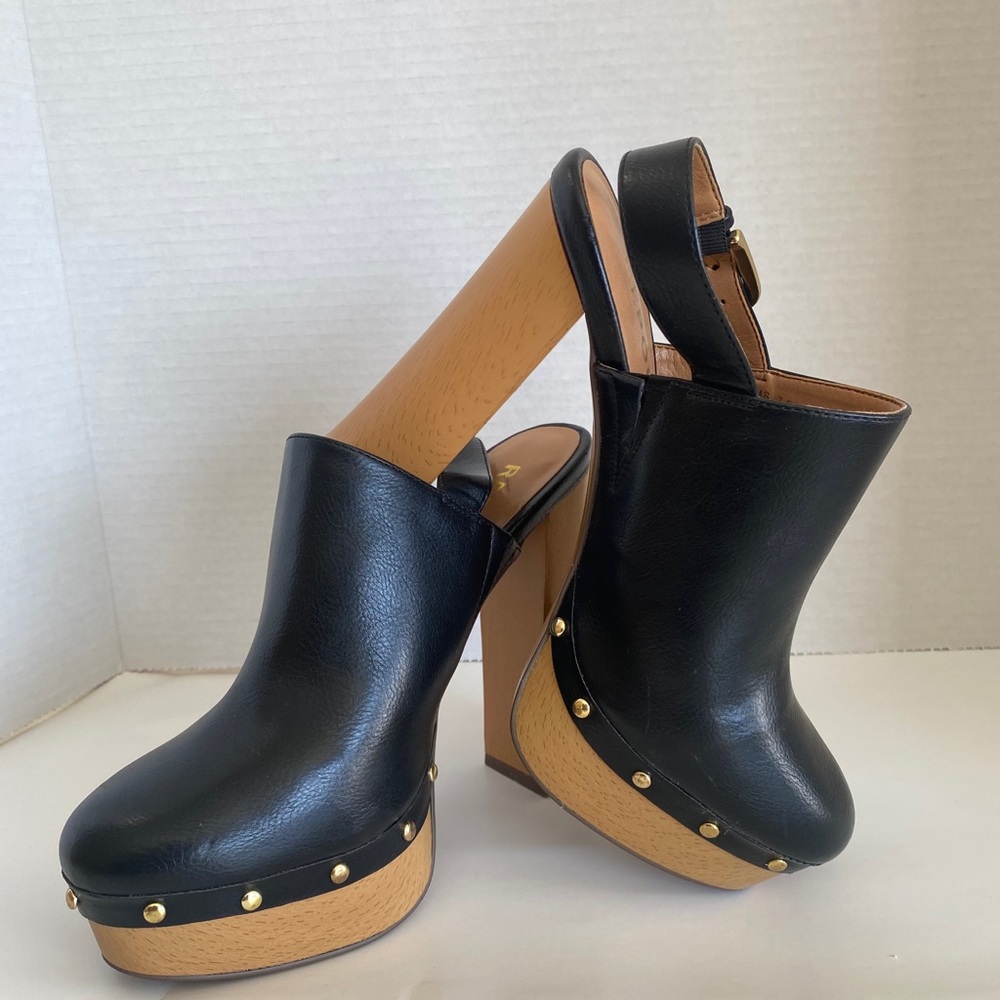 Report Leather Black (Mylie) Slingback Clogs